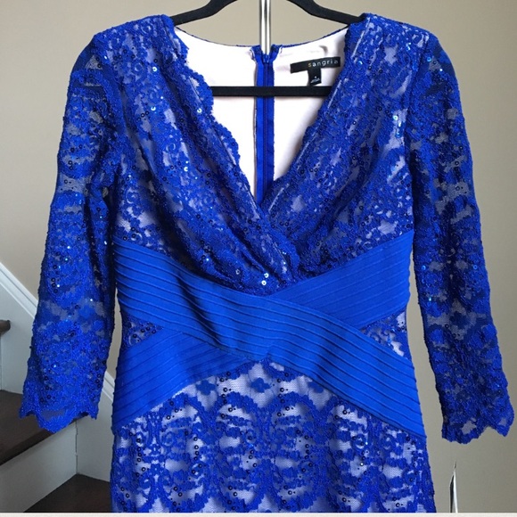 ✨NEW✨Sangria Lace Dress - Picture 6 of 8